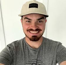 Karl Loehr's Instagram, Twitter & Facebook