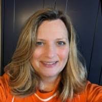 Robin Wandersee's Instagram, Twitter & Facebook