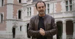 Start by marking autour des tr�nes: La Guerre Des Trones France 5 Commande Une Saison 2 De Sa Serie Documentaire Avec Bruno Solo Puremedias