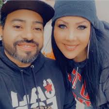 Are there pickup basketball groups at nights in St. George Utah?