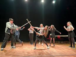 Projects - Theatre Gu Leòr