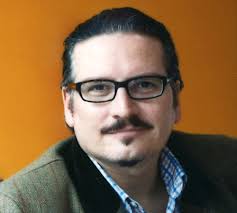 Draft FCB baut das Management um