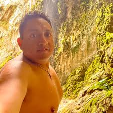 🚨Fatal accidente esta mañana; copiloto muere tras choque contra poste de  luz en la Av. Bonampak de Cancún😨