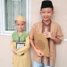 Challenge cari mainan dalam kolam ft aulia. Pin Pa Gilbertt