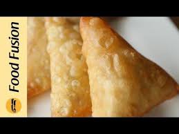 The Perfect Recipe For Chicken Samosa Now Make Mini Samosas With Cheese Or Just The Normal Way Everyone Loves Samosa Chicken Dinner Recipes Food Food Wishes