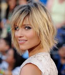 C'est le modèle de coiffure préféré des grands coiffeurs. 1001 Jolies Manieres D Adopter Et Porter Le Carre Court Degrade