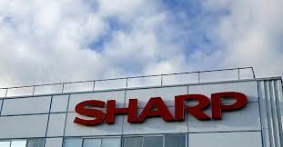 2317）は、スマートフォンや薄型テレビなどの電子機器を受託生産するems (electronics manufacturing service) 企業の世界最大手であり 、群創光電（innolux）やシャープ（sharp）、アップル (apple)などをグループ内に抱える鴻海科技集団（フォックスコン. é´»æµ· ã‚·ãƒ£ãƒ¼ãƒ—ã®ä¿æœ‰æ ª 64 77 ã«æ¸›å°' ã‚¨ãƒ¬ã‚¯ãƒˆãƒ­ãƒ‹ã‚¯ã‚¹ ãƒ‹ãƒ¥ãƒ¼ã‚¹ æ—¥åˆŠå·¥æ¥­æ–°èž é›»å­ç‰ˆ