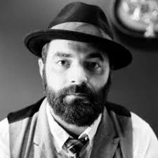 Artist: Drew Holcomb