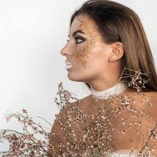 Singer pertamakali | biarkupergi show booking : Pertama Kali By Shaa Album Lyrics Musixmatch