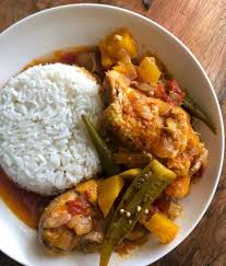 Overall angolan food is a mix of african food and portuguese food, because of the huge historical context of the between the countries. Muamba De Galinha Angolan Chicken Stew By Conjuredcravings Quick Easy Recipe The Feedfeed