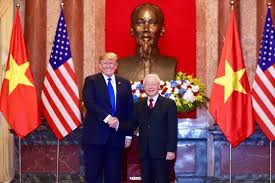 Xuất thân từ một nhà lý luận bảo thủ và giáo điều, hoạn lộ thênh thang và bằng phẳng của ngài tổng bí thư trước hết là nhờ. Tá»•ng Bi ThÆ° Chá»§ Tá»‹ch NÆ°á»›c Nguyá»…n Phu Trá»ng Nháº­n Lá»i ThÄƒm Má»¹ Trong NÄƒm 2019 Bao NgÆ°á»i Lao Ä'á»™ng