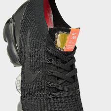 Dedicated to pushing people to their limits when it comes to achieving their fitness goals, finish line provides cutting edge athletic shoes and workout gear that is specifically designed to help support you as you run, train or play. Men S Nike Air Vapormax Flyknit 3 Running Shoes Finish Line