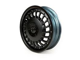 Autec zenit anthrazit matt lackiert alufelgen und kompletträder in 7.00x16 zoll et 45 diese felge passt leider nicht auf ihr fahrzeug. Felge Piaggio 3 00 12 Zoll Vespa 946 Vorne Felgenring Anthrazit Matt Felgennabe Schwarz Matt Felgen Rader Rahmen Scooter Center