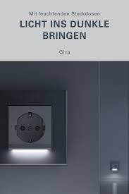 gira schuko steckdose mit led orientierungsleuchte steckdosen gira steckdosen licht in der dunkelheit