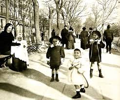 Al incluir dichas prácticas en las actividades diarias de los infantes diversos beneficios emergen, como es la estimulación de la imaginación y creatividad, el desarrollo de habilidades motrices básicas, genéricas. Juegos Y Juguetes De La Abuela La Mancha Y Otros Juegos Populares De Persecucion