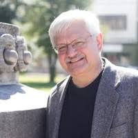 10+ "Dennis Au" profiles