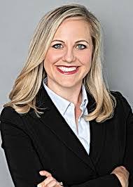 Paige Hoyt's Instagram, Twitter & Facebook