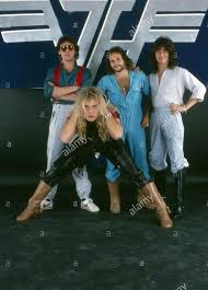 Pin By Jon Morris On The Mighty Van Halen Van Halen Eddie Van Halen Famous Musicians