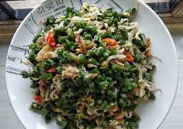 Karena hampir di setiap daerah memiliki kuliner jenis sayuran ini. Cara Mudah Membuat Urap Bali Simple Nikmat
