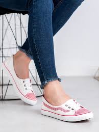 Koniecznie sprawdź naszą najnowszą oryginalną kolekcję tenisówek i butów sportowych z missguided! Biale Tenisowki Bialy Obuwie Trampki Obuwie Buty Sportowe Wszystko 19 99 Zoio Pl