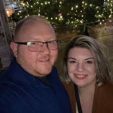 Are there small fridges in the rooms