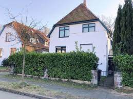 Derzeit werden drei häuser in ostholstein angeboten, von diesen immobilien können drei häuser gekauft werden. Haus Zum Verkauf Moltkestrasse 6 23611 Bad Schwartau Ostholstein Kreis Mapio Net