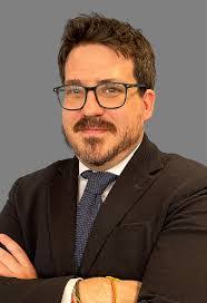 Carlos Garrido's Instagram, Twitter & Facebook