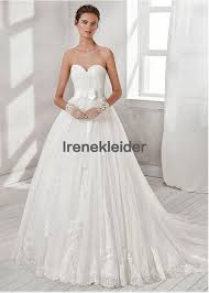 Indem sie fortfahren, stimmen sie dem erhalt von allen cookies von vova zu. App Mein Eigenes Brautkleid Zu Skizzieren Dior Brautkleid Hochzeitskleid Zum Abendessen