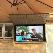 Installing a tv outdoor enhances your outdoor entertainment to a whole new level. Outdoor Tv Cabinet With Pop Up Door Downloadable Building Plan Diy Backyard