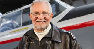 Former Royal Navy pilot becomes Salisbury city councillor