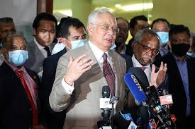 The new msn malaysia, your customisable collection of the best in malaysian and global news, local showbiz, entertainment, sports, money, lifestyle, health and weather. Ex Malaysian Pm S Conviction Najib Under Siege But Still A Force Se Asia News Top Stories The Straits Times
