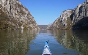 Egreta si pelicanul, fiecare cu cate 15 bungalouri. Tasting Romania LenevealÄ La PlajÄ Pe Ponton Privat Pescuit Gastronomie LocalÄ La Cazanele DunÄrii Intr Un Loc Spectaculos Cazare 2 4 NopÈi In Complex Lacustru Modern Cu DouÄ Mese Pe Zi Te InvitÄ