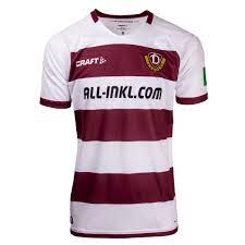The soccer jersey for the car is a miniature jersey, which consists of two parts (jersey and pants). Craft Spielertrikot 2018 19 Auswarts Weinrot Sg Dynamo Dresden Fanshop