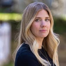 Erin Herring's Instagram, Twitter & Facebook