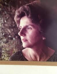 Mary Mcminn's Instagram, Twitter & Facebook