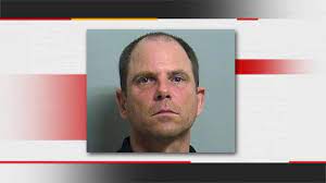 Check spelling or type a new query. Tulsa Police Use Iphone App To Track Man Who Reportedly Stole Car Purse