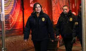 Nypd detectives odafin tutuola, amanda rollins and sonny carisi serve on the special victims unit with compassion and courage. Law And Order Svu Cast Who Is In The Cast Of Law And Order Svu Season 22 Tv Radio Showbiz Tv Express Co Uk