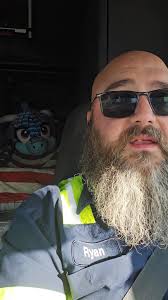 I might not have a friend after this lol. he definitely thinks I pick up  lot lizards 🦎 , #trucking #friend #lotlizard #ambassadorbridge