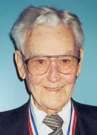 Les membres du 94 cours