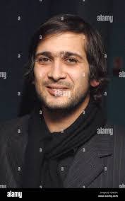 Vijay Mistry's Instagram, Twitter & Facebook