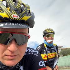 Jan Hu (@janifty) • Instagram photos and videos