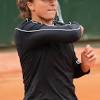 Reigning french open champion iga swiatek brushed aside the challenge of jil teichmann to reach the final of the adelaide international. 1