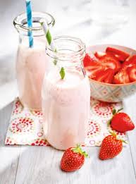 Lait Frappe Aux Fruits Ricardo Recipe Fruit Recipes Healthy Fruit Milkshake Milkshake