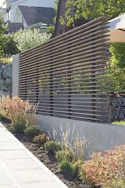 18 Schone Zaune Sichtschutz In 2020 Moderner Hinterhof Zeitgenossische Gartengestaltung Gartengestaltung
