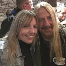 Troy Hollinger's Instagram, Twitter & Facebook