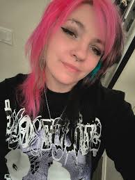 Video posted by Micaela Silva (@mika_ela60)