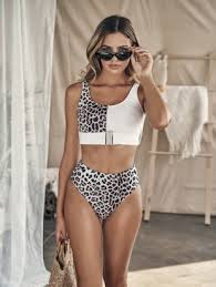 Maddy burciaga a vraiment un sacré style ! Le Maillot De Bain Porte Par Manon Marsault Sur Son Compte Instagram Spotern