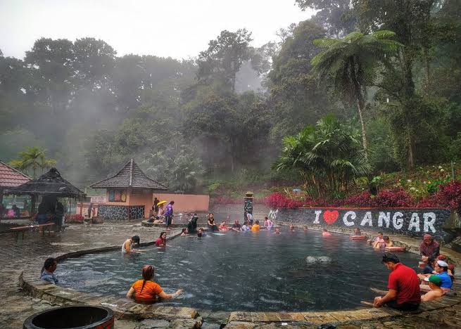Pemandian Air Panas Cangar: Harga Tiket, Jam Buka, Fasilitas