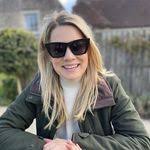 Tamara Meade's Instagram, Twitter & Facebook