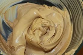La crema al burro semplice è ideale per farcire torte e cupcake, semplice da preparare con il bimby: Ecco Come Preparare La Crema Pasticcera Al Caffe Dolci Ricette Idee Alimentari